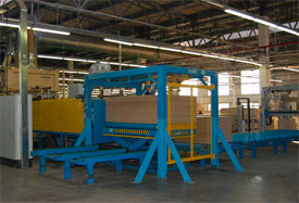 Впервые за долгое время Россия произвела больше 300 тысяч кубометров фанеры за месяц